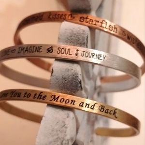 Bangle bracelet with cute saying